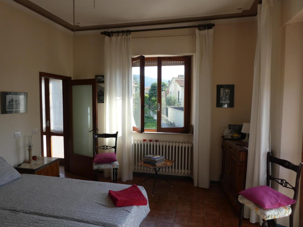 Bedandbiking Bed and Breakfast Cortona Esterno foto